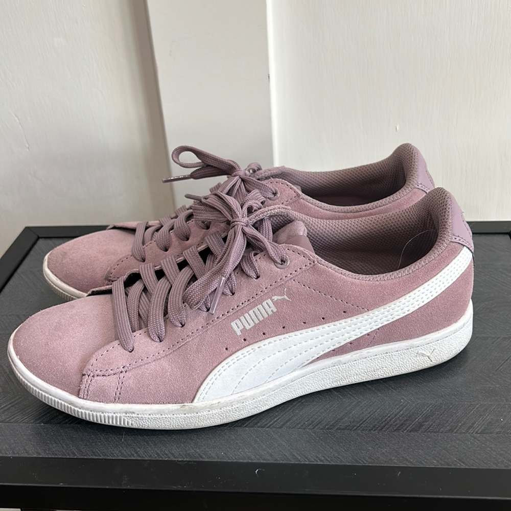 Puma Womens Athletic Shoes size 7.5